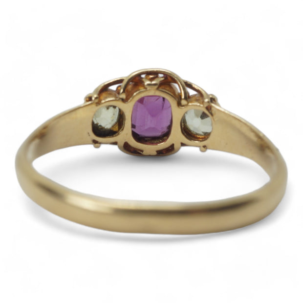 Victorian 18k Garnet & Chrysolite Ring